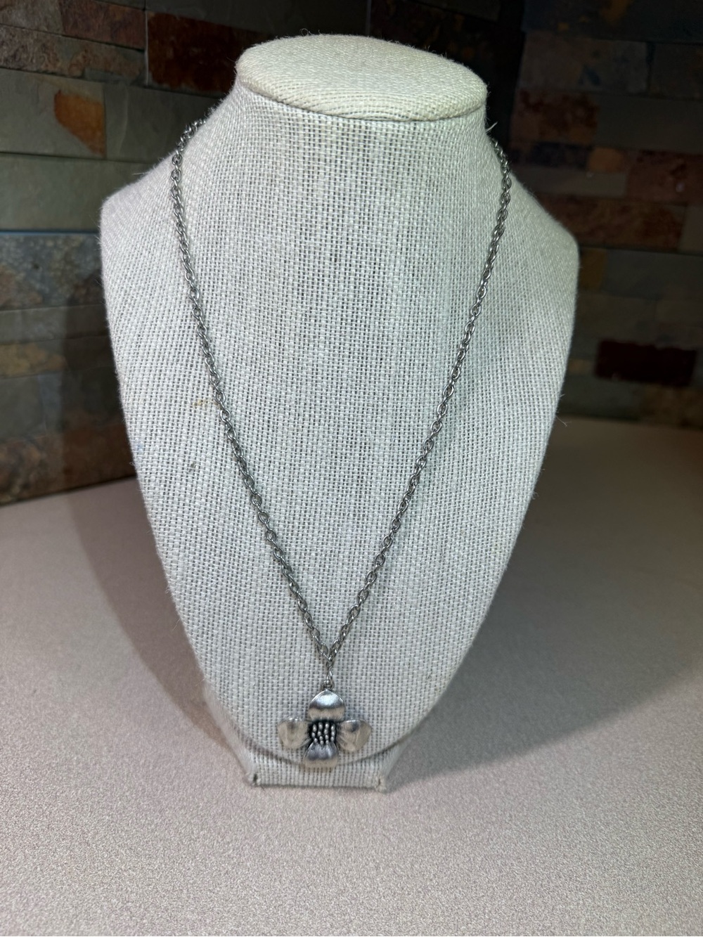 Handmade Silver Flower Pendant Necklace - Women's Jewelry